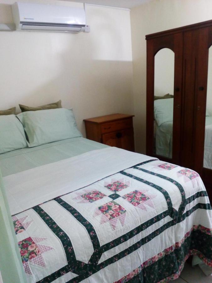 Cozy & Comfy Διαμέρισμα Portmore Εξωτερικό φωτογραφία